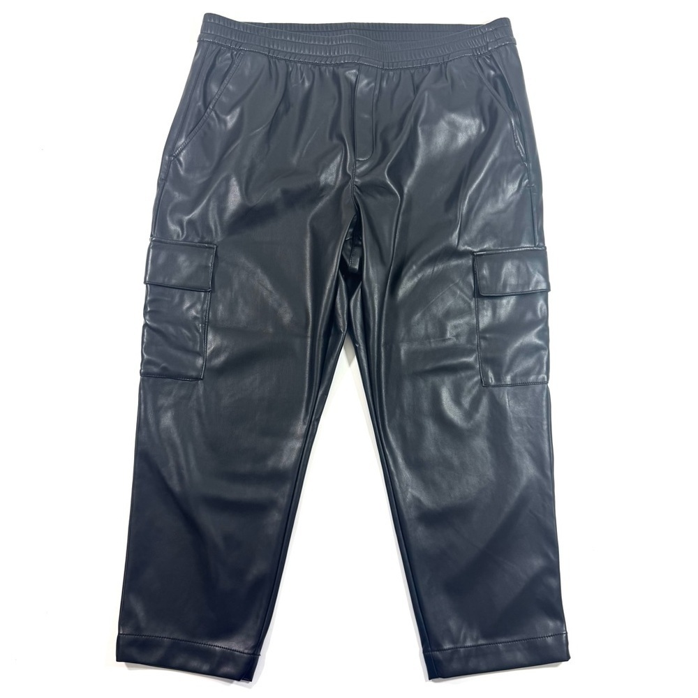 Gap Mid Rise Easy Cargo Pants Faux Leather Black